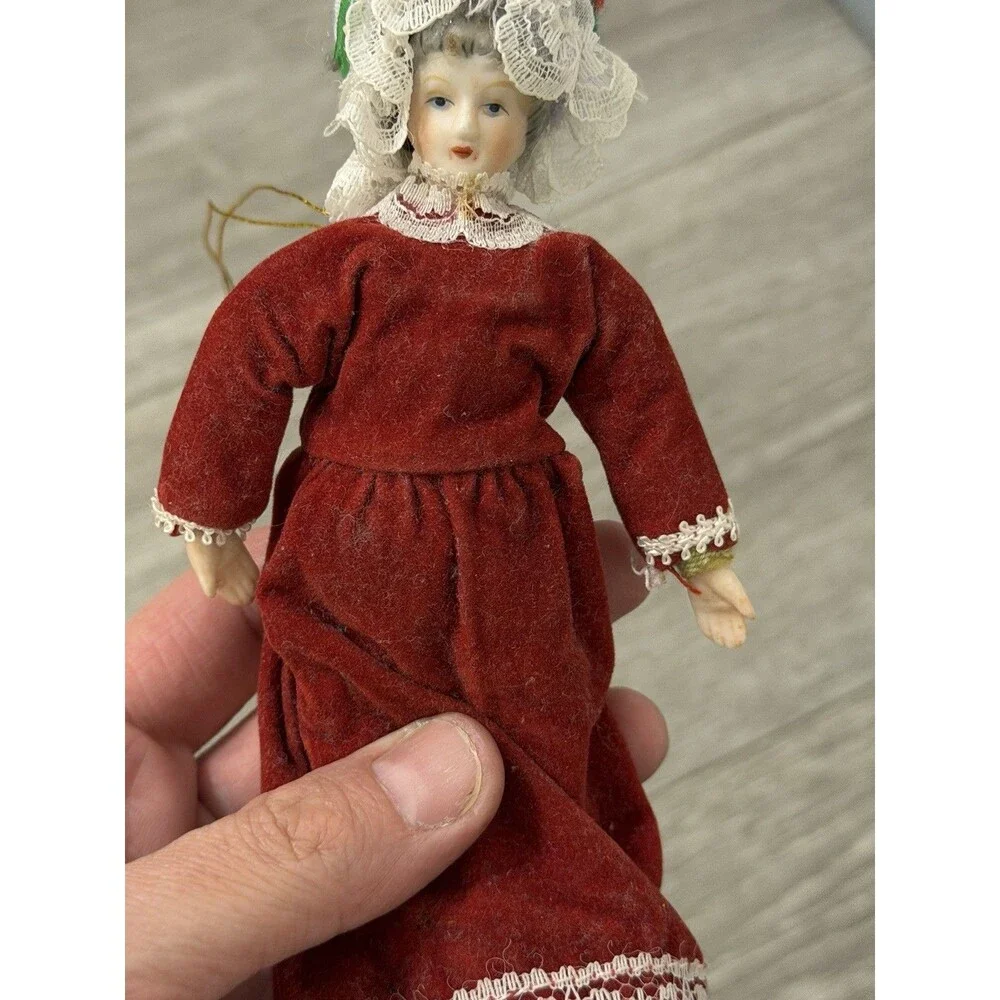 VTG Victorian Style Porcelain Woman Doll Red Velvet Dress/Holly Bonnet Ornament